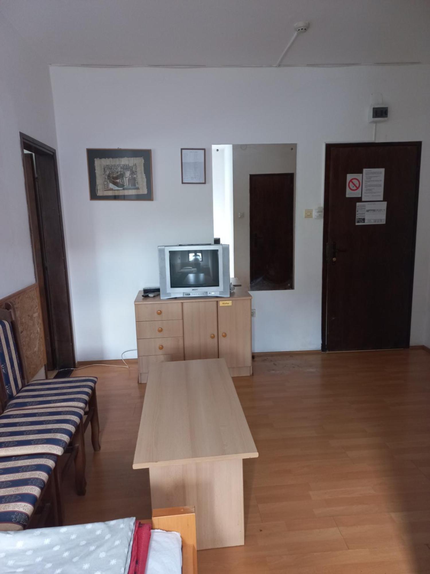 Hotel Duga Novi Sad Exterior photo