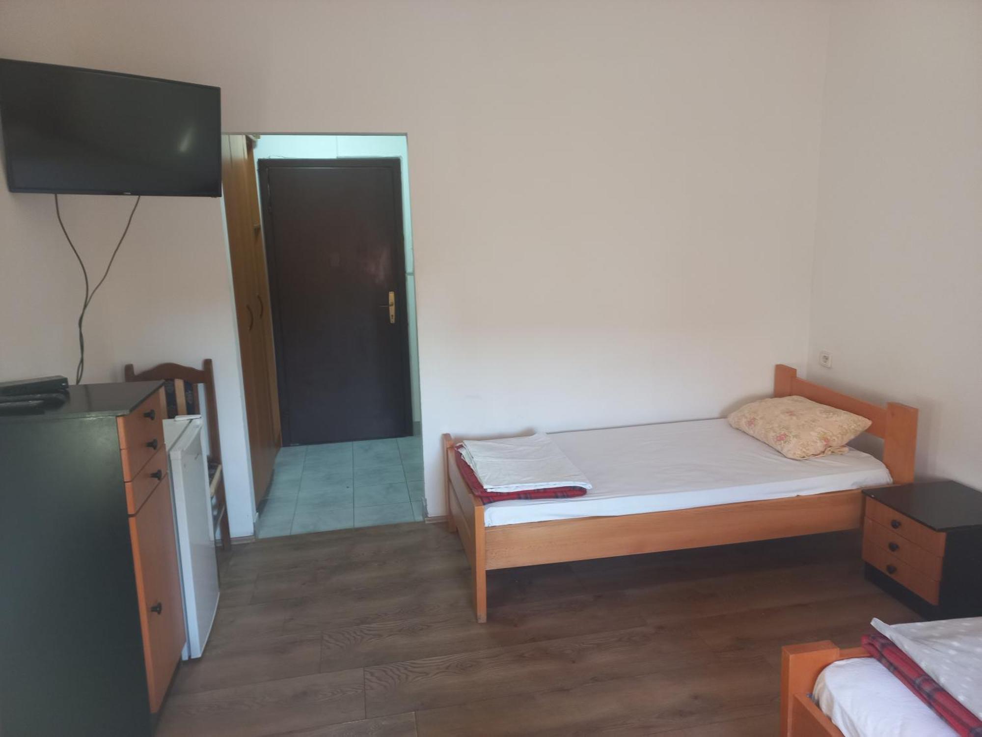 Hotel Duga Novi Sad Exterior photo
